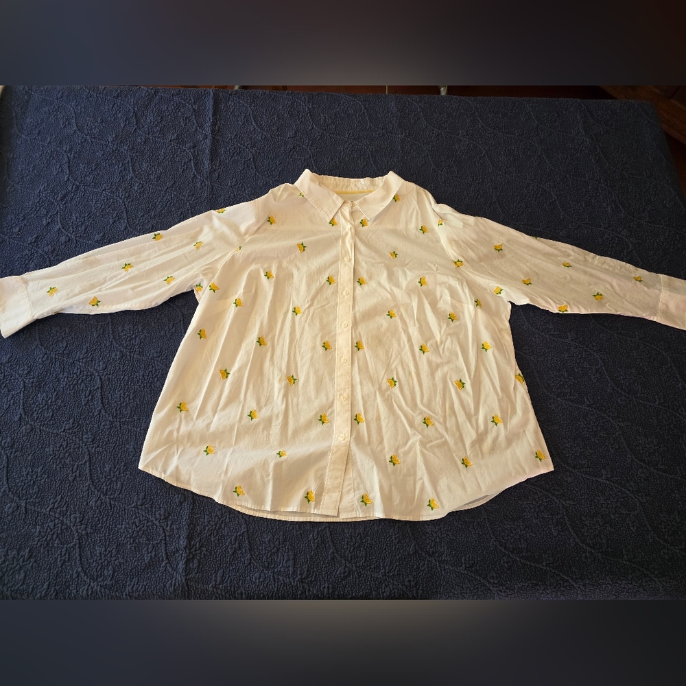 Talbots Women's White Cotton Buttondown Shirt with Yellow Lemon Pattern